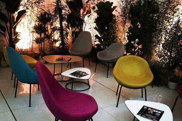 Installation d'un salon lounge, détente, confort et déco à Marseille dans les Bouches-du-Rhône