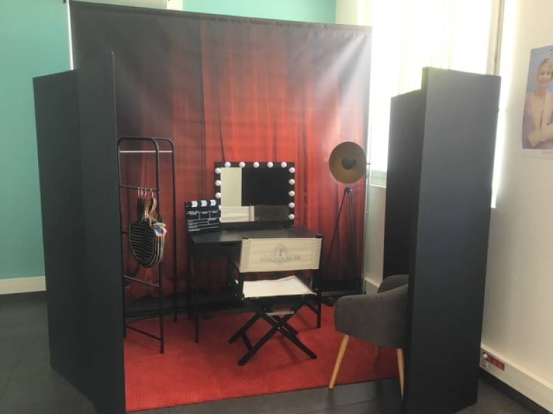 Location de miroir à maquillage éclairé sur Marseille et la région PACA