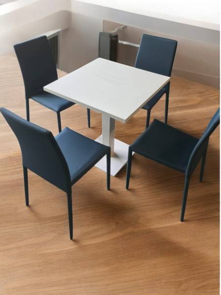 Location de chaise en tissu chiné bleue à Marseille et dans la région PACA