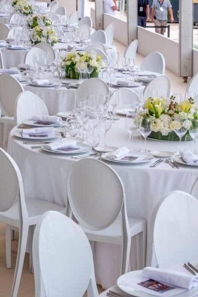 Location de chaise blanche style Victoria Ghost à Marseille et la région PACA