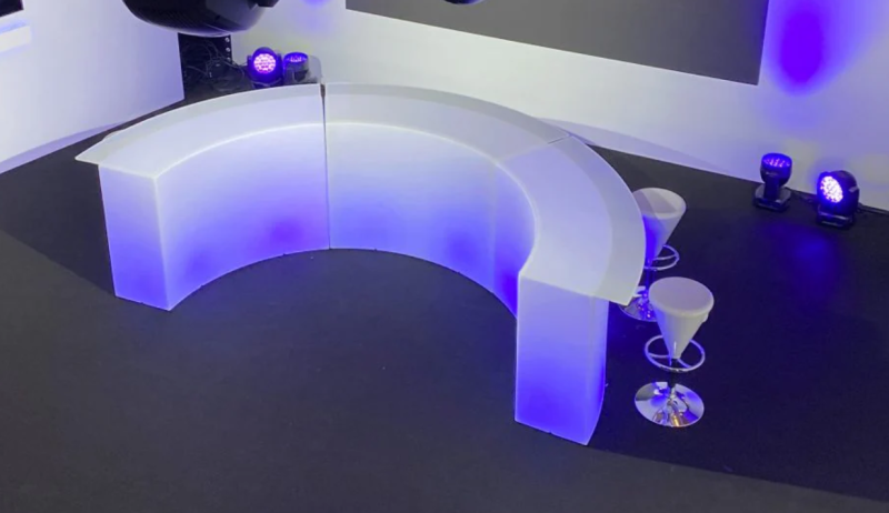 Location de Desk Plateau Télé à Marseille et dans la région PACA