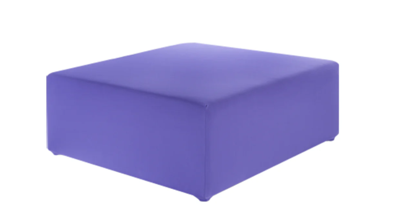 Location de grand pouf carré coloré pour vos espaces lounge à Marseille