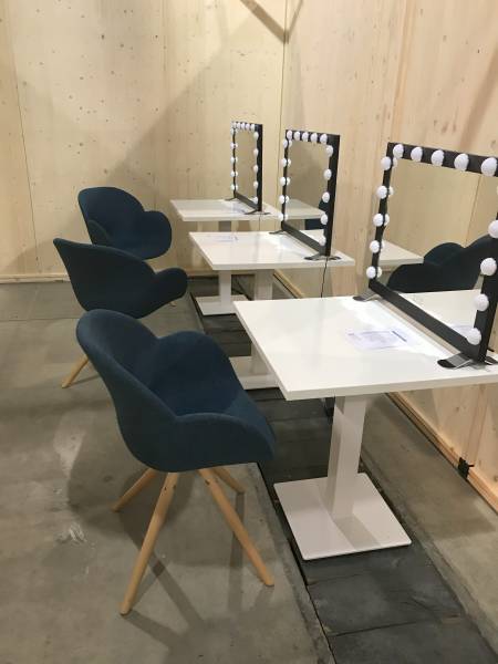 Location de miroir à maquillage éclairé sur Marseille et la région PACA