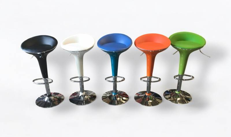 Location de tabouret haut pivotant bleu sur Marseille et dans la région PACA