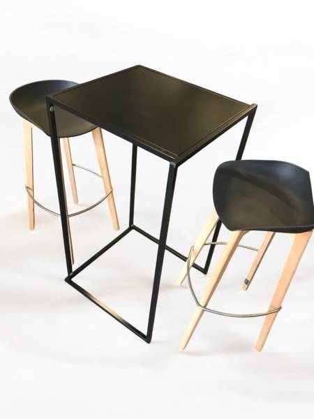 Location de tabouret haut Scandinave noir à Marseille et dans la région PACA